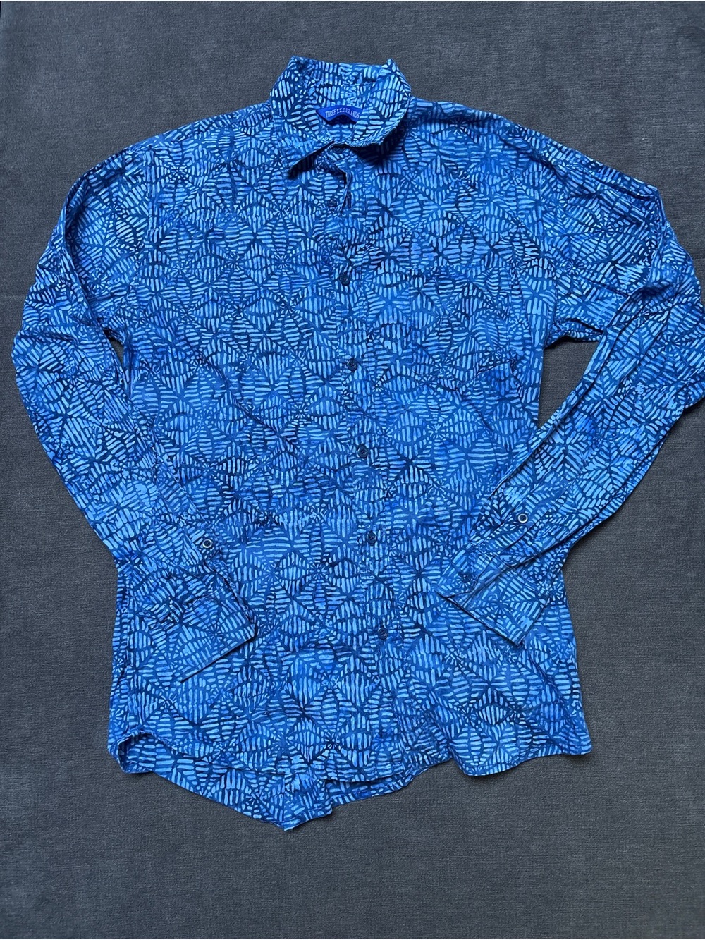 Three Islands Blue Batik Hawaiian Shirt Long Sleeve Button Resort Tropical